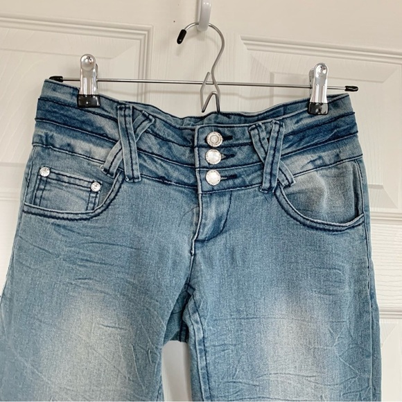 Butt-Lifting Boot Cut Jeans with Faded Detail and Rhinestone Button-Up Fly​ - Picture 2 of 4